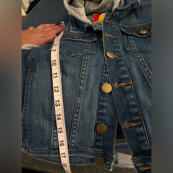 ModCloth Fervour | size S | Jean jacket with heather grey hood and sleeves - Picture 9 of 9